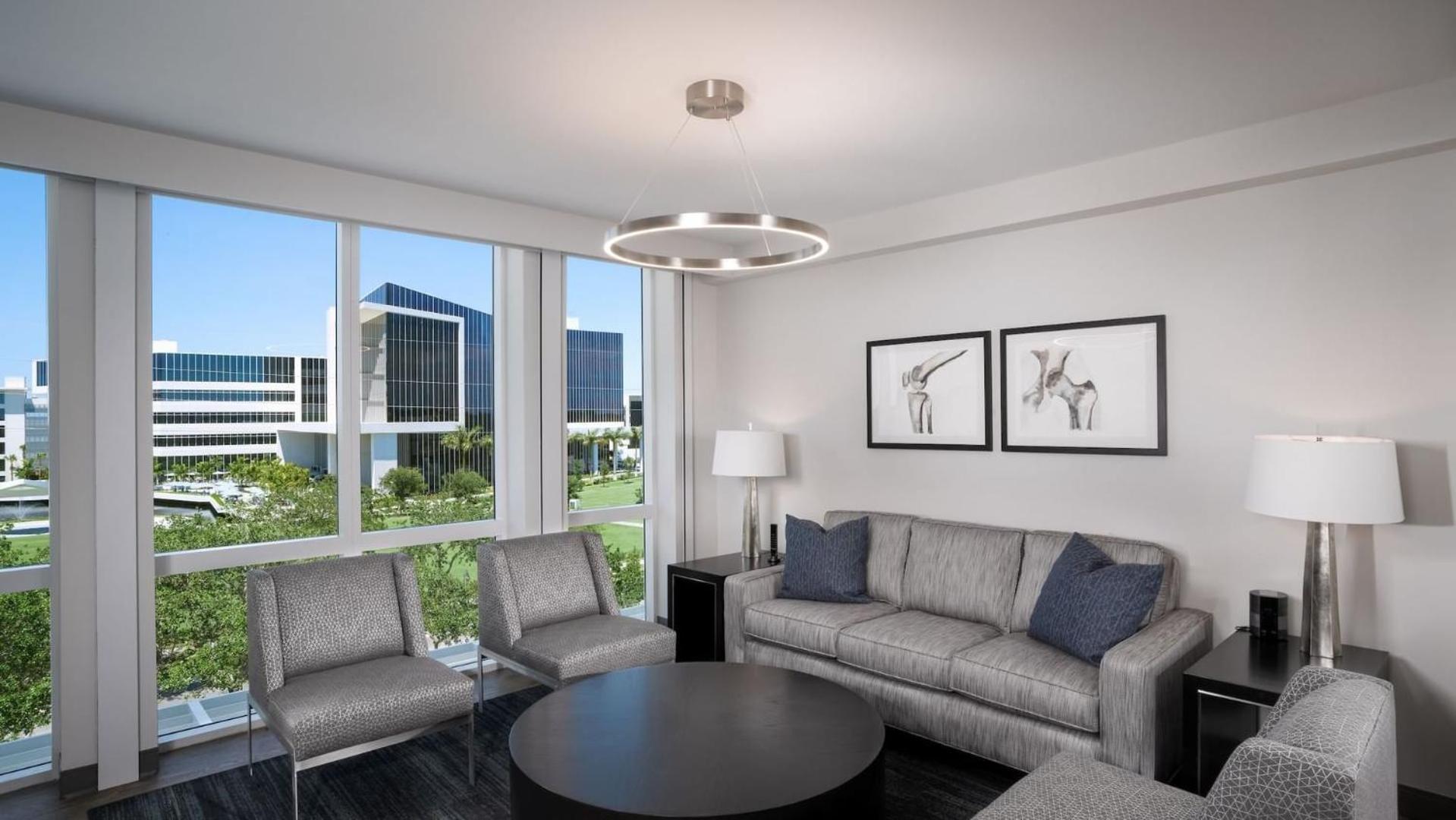 Innovation Hotel Naples Park المظهر الخارجي الصورة